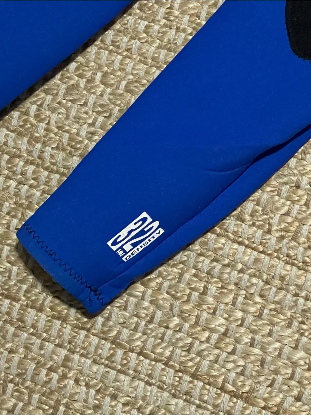 Body Glove 3/2mm Full Wetsuit | Men’s Medium | Blue & Black | Back Zip